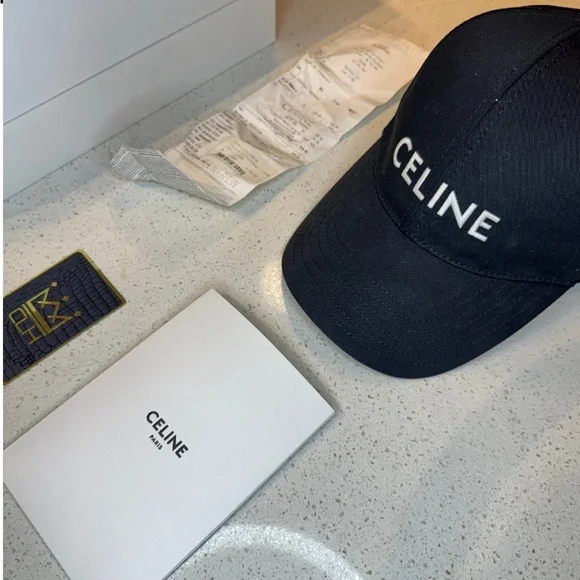 ❌$OLD❌ CELINE LOGO BASEBALL CAP - Picture 2 of 7